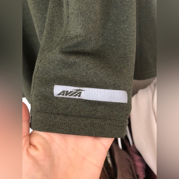 Green avia long sleeve - Picture 2 of 4